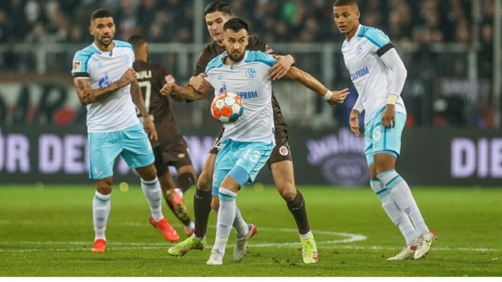 Millimizin hücumçusundan daha bir qol