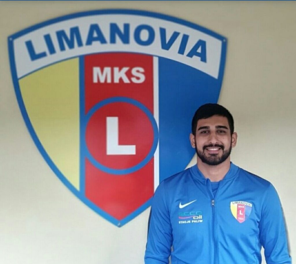 Azərbaycanlı futbolçu Polşa klubundan ayrıldı