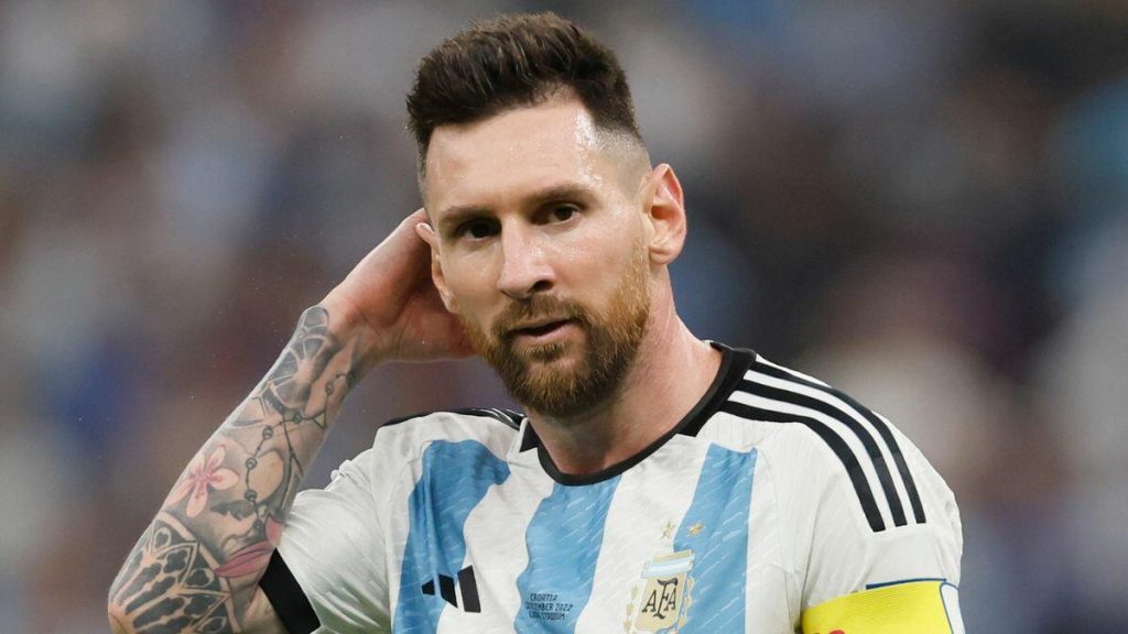 Messi Türkiyədəki zəlzələdən yazdı - Foto
