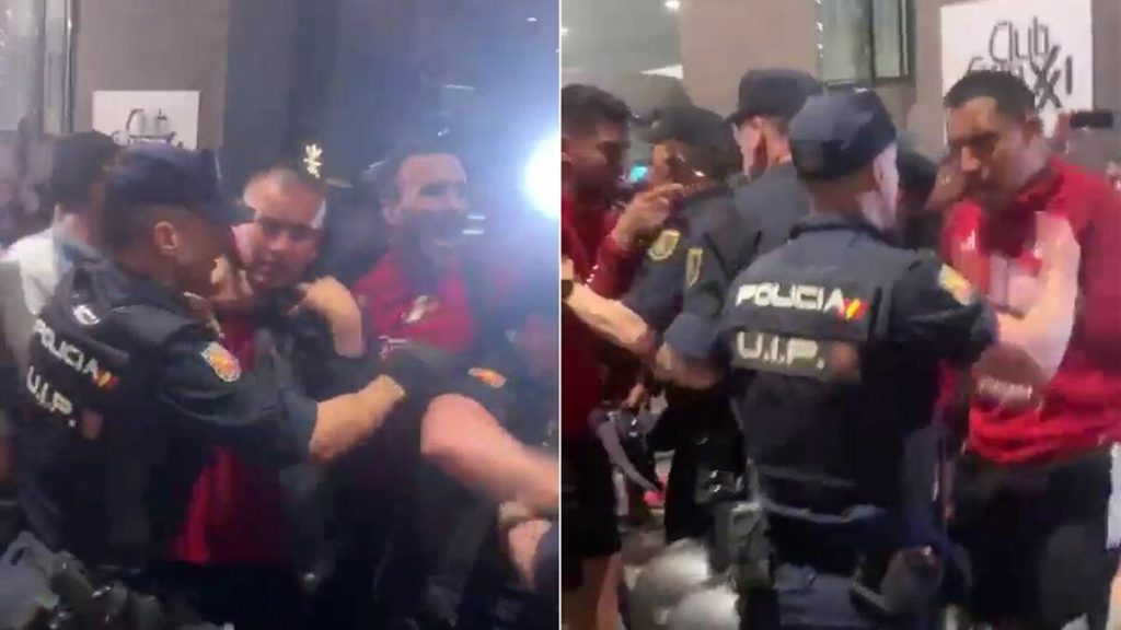 Milli üzvləri ilə polis arasında toqquşma - VİDEO