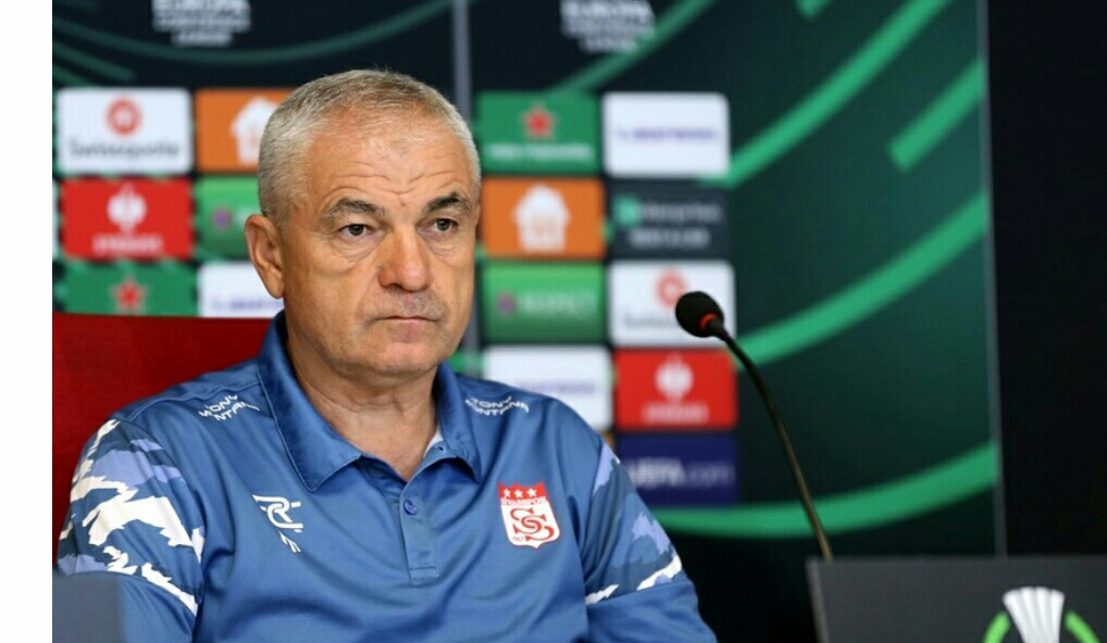 Türkiyə klubunda baş məşqçi ayrılığı