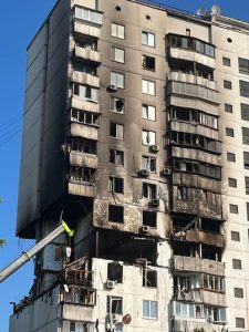 Partlayış oldu, məşhur şərhçinin mənzili belə dağıldı – FOTO