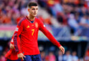 Morata supermarketdə ona yaxınlaşaraq deyib ki...