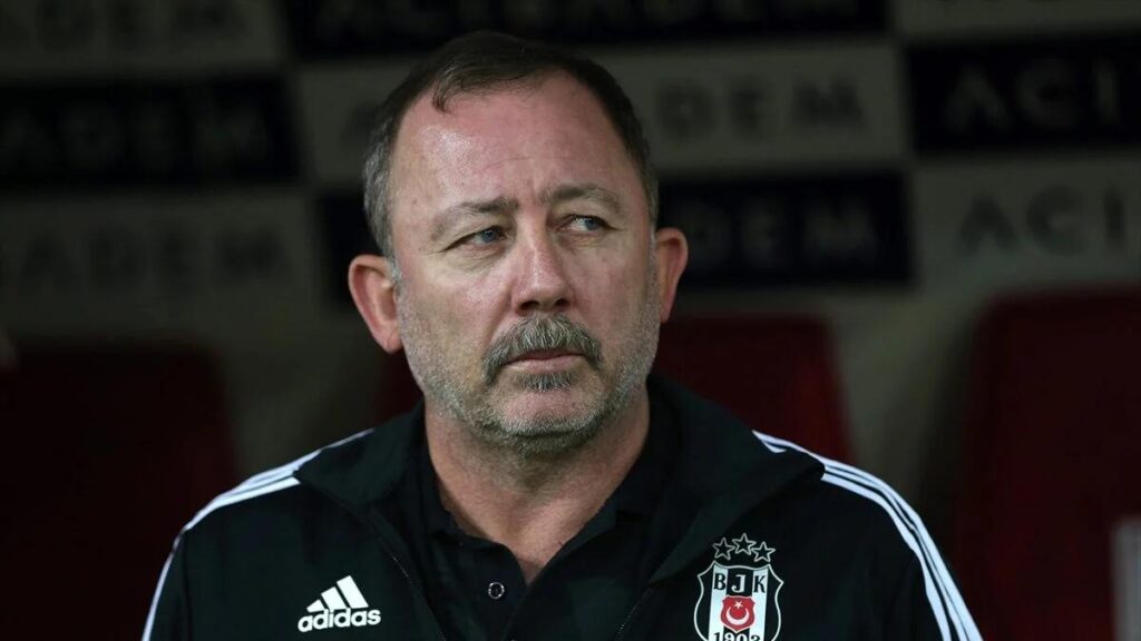 Sərgən Yalçın rus futbolçunun alınmasını tələb edir