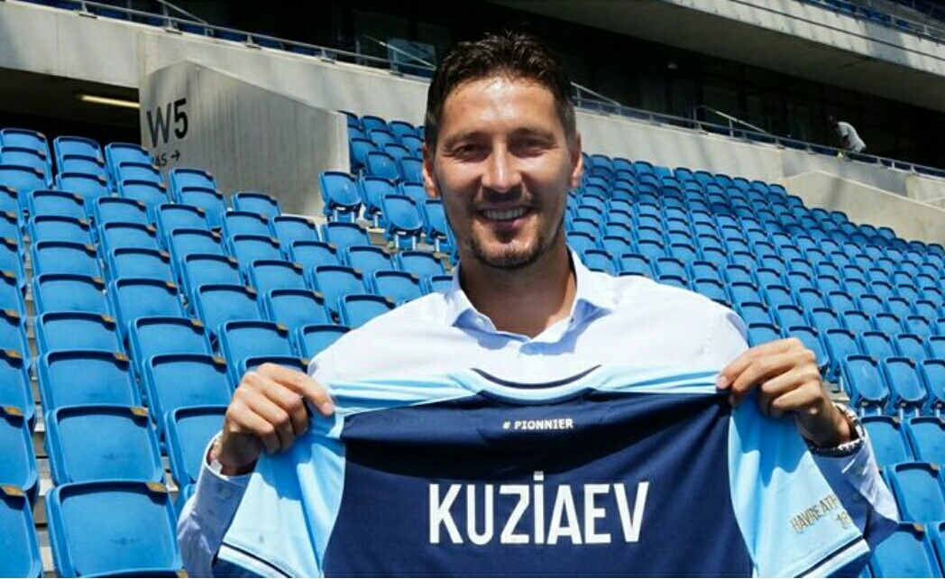 Rus futbolçu Fransa klubunda