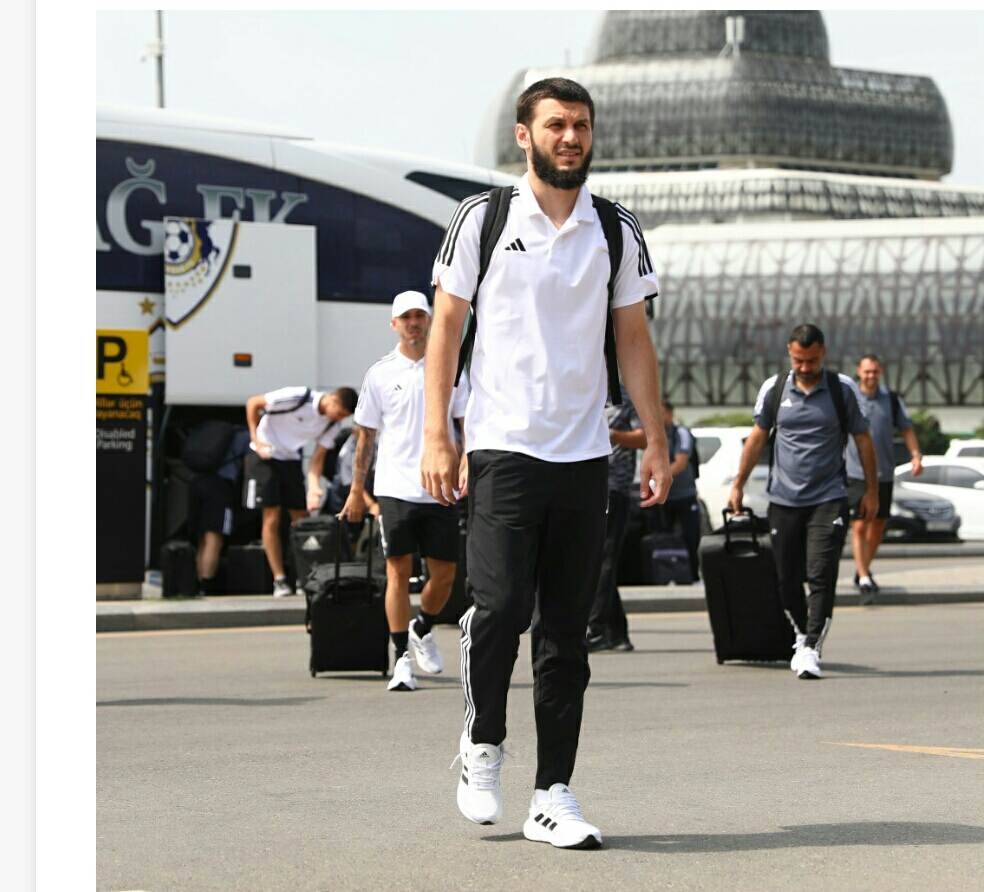 "Qarabağ" Polşaya yola düşdü