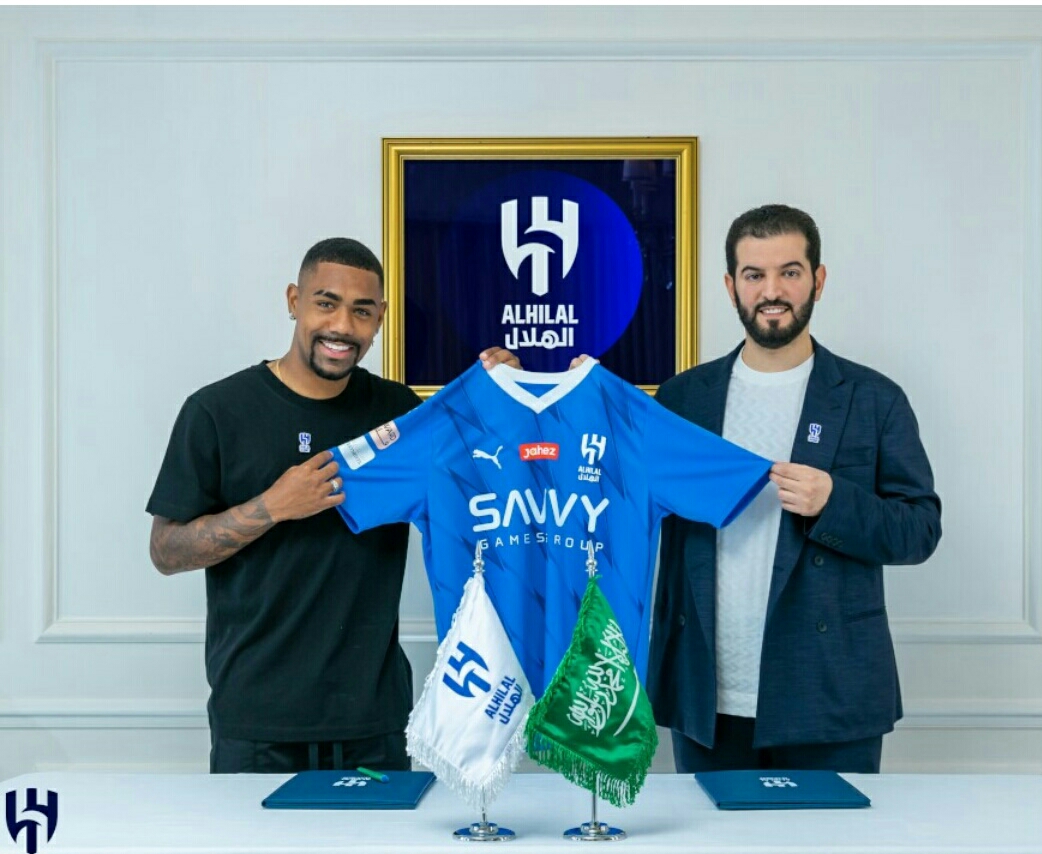 “Zenit” hücumçusunu 60 milyon avroya satdı