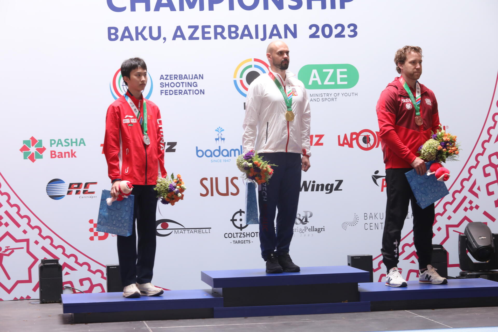 Dünya çempionatı: "Qızıl"ı Çexiyaya apardılar