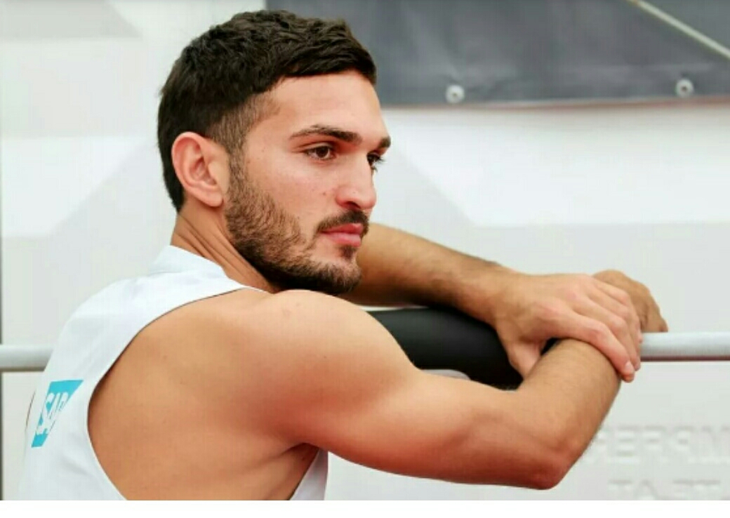 Rus futbolçunu Şotlandiyaya buraxmadılar