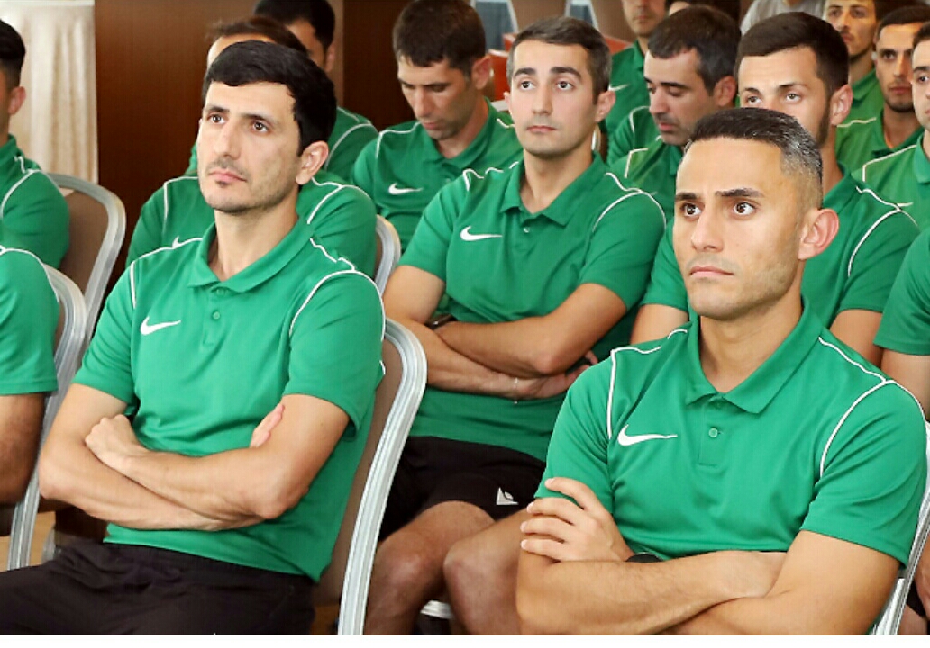 Azərbaycanlı hakimlər UEFA seminarında