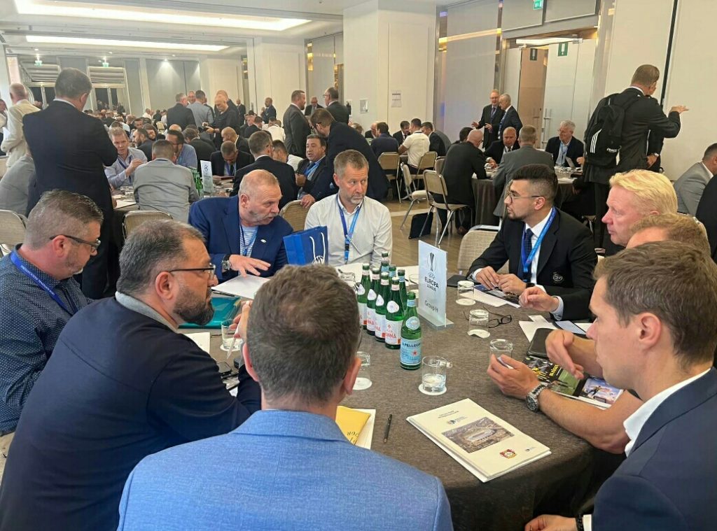 "Qarabağ" rəsmisi UEFA konfransında