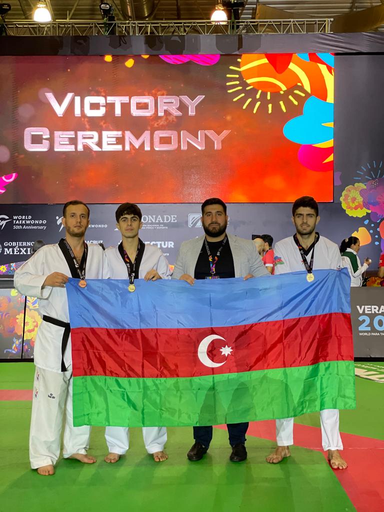 Meksikadan üç medal qayıdırlar