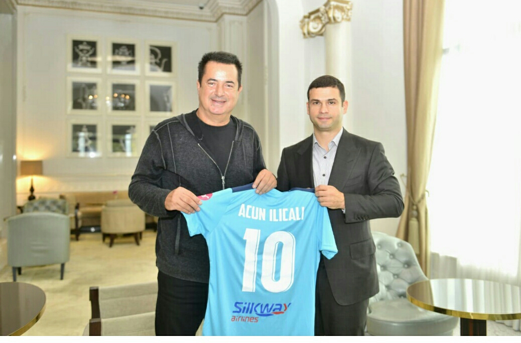 Orxan Məmmədov Acun Ilıcalı ilə görüşdü