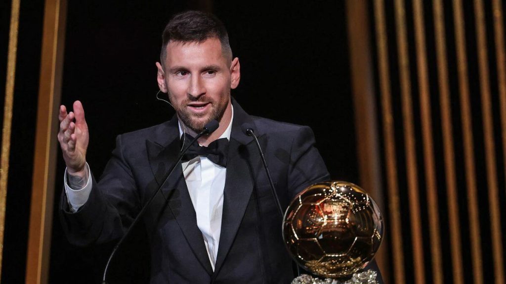 Messi onlara xeyir-dua verdi: Görüşəcəyik