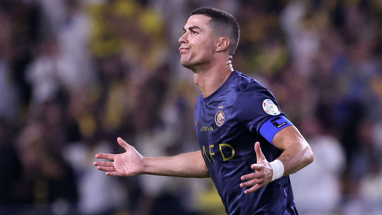 Ronaldo Haalanddan əl çəkmir