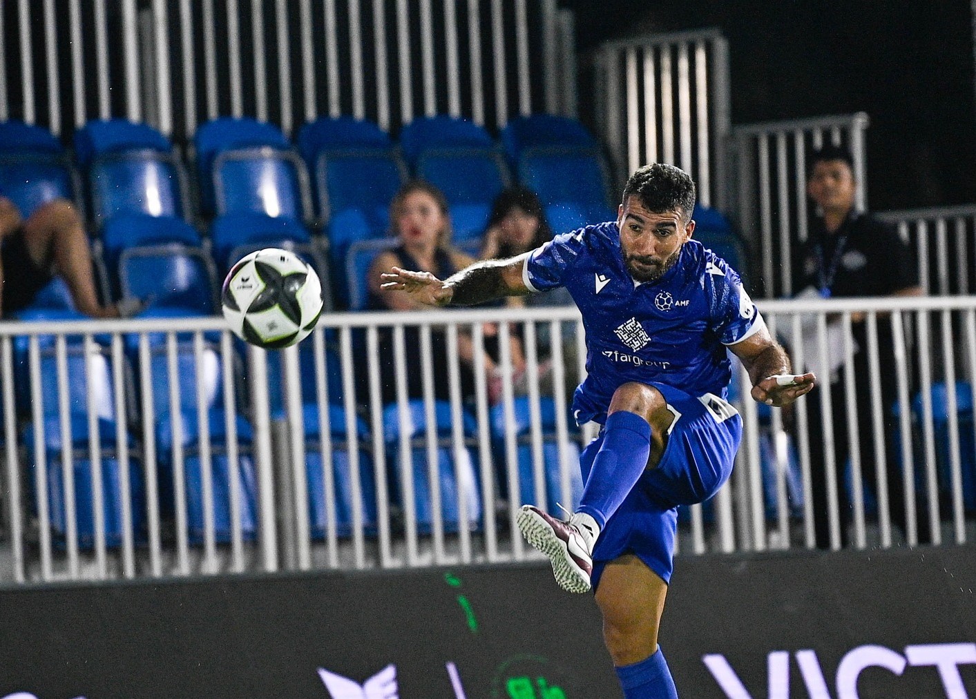 Millimiz yarımfinalda dayandı