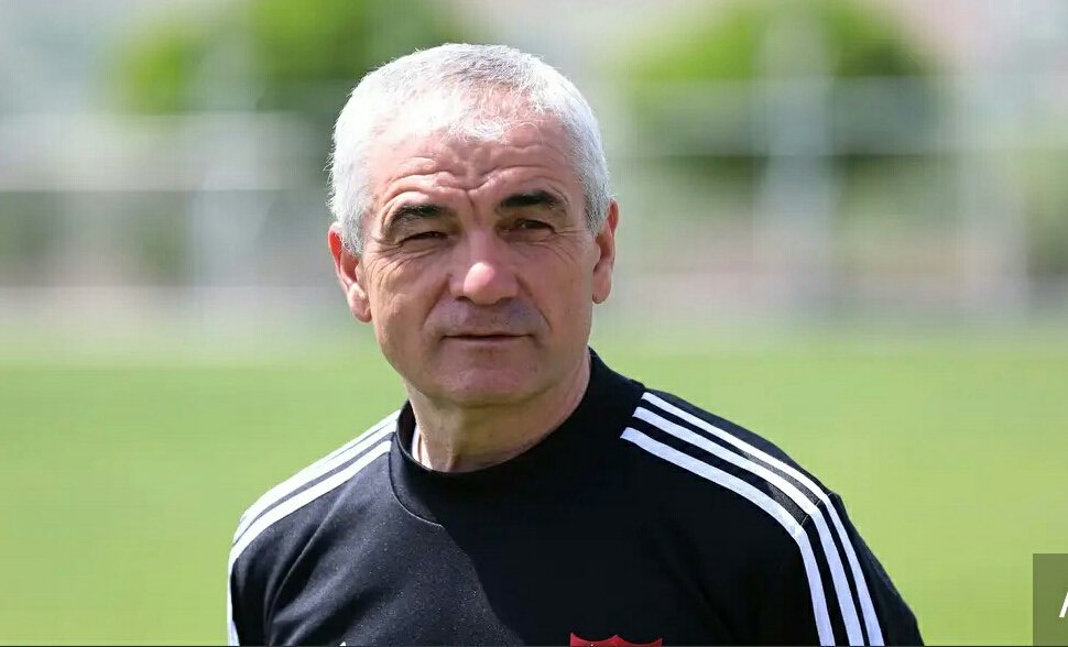 "Beşiktaş"ın yeni baş məşqçisi məlum oldu