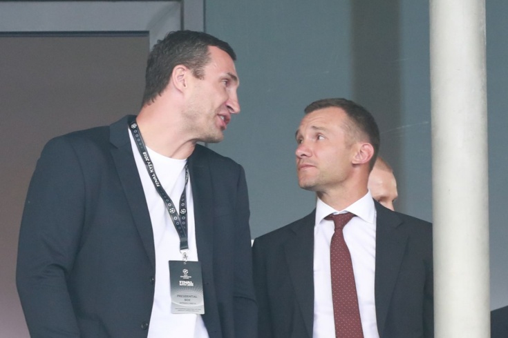 Şevanın müasir futbolda bəyəndiyi hücumçu kimdir?