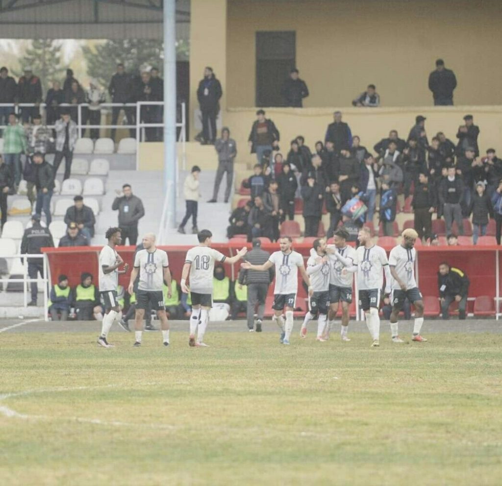 “Karvan”dan bəyanat: “Təmiz futbol, ədalətli qərarlar istəyirik!”