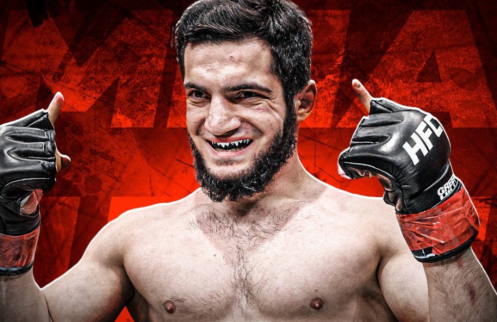 MMA döyüşçüsü 10-cu mərtəbədən yıxıldı