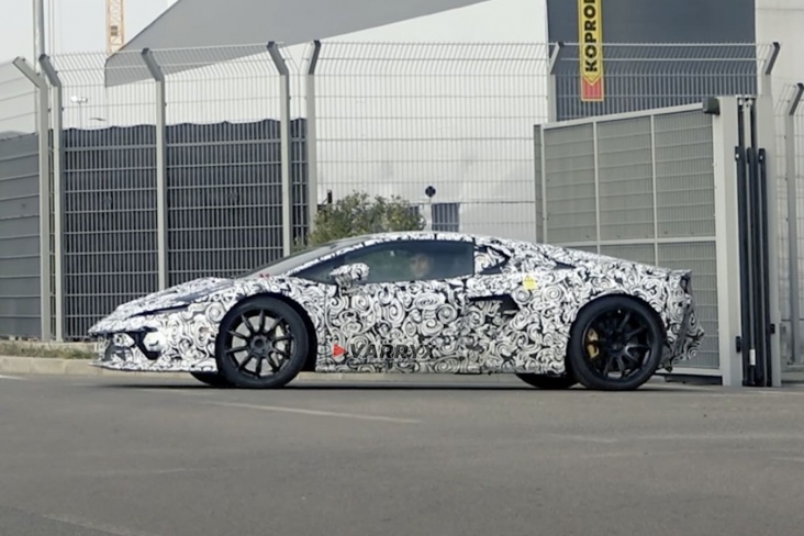 İtaliya yollarında yeni “Lamborghini” göründü – VİDEO