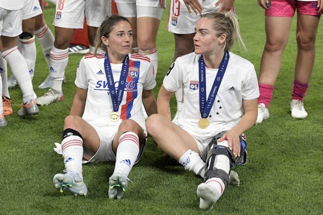 Eşq yaşayan qadın futbolçular nişanlanıblar? - FOTOFAKT