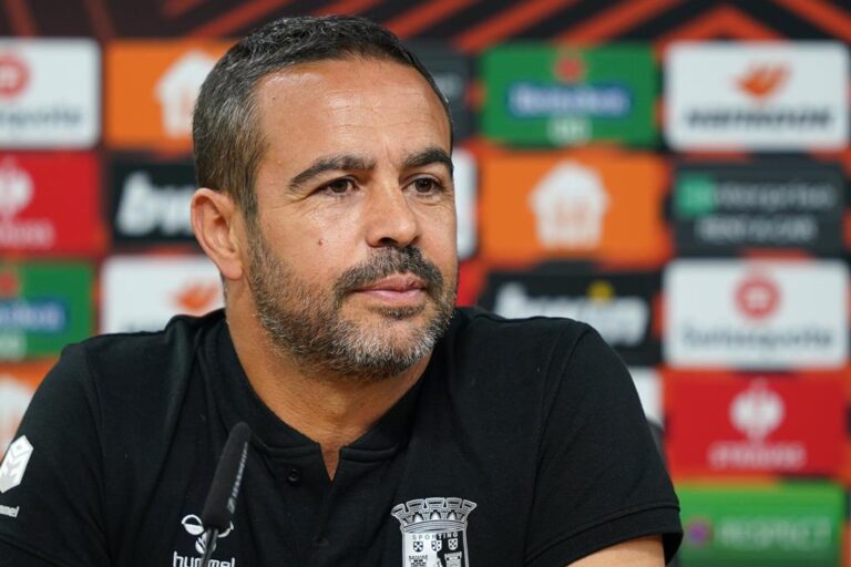 "Braqa"nın baş məşqçisi: "Həftəsonu gərgin oyun keçirmişik, "Qarabağ" isə istirahət edib"