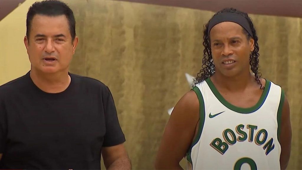 Ronaldinyo "Survivor"da futbol oynadı: Elə bir qol vurdu ki... - VİDEO