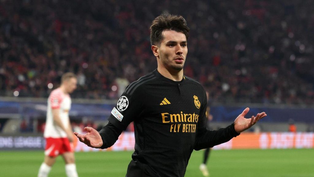 "Real"ın futbolçusu UEFA-nın ədalətsizliyini belə düzəltdi - FOTO