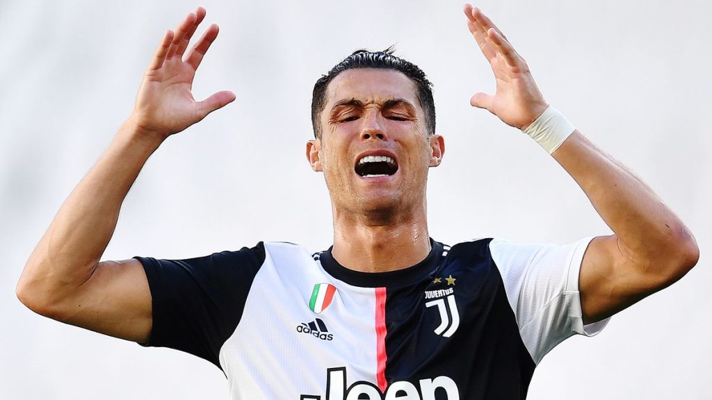 Etiraf etdi: Ronaldonun transferinə qarşı olduğu üçün istefa verib