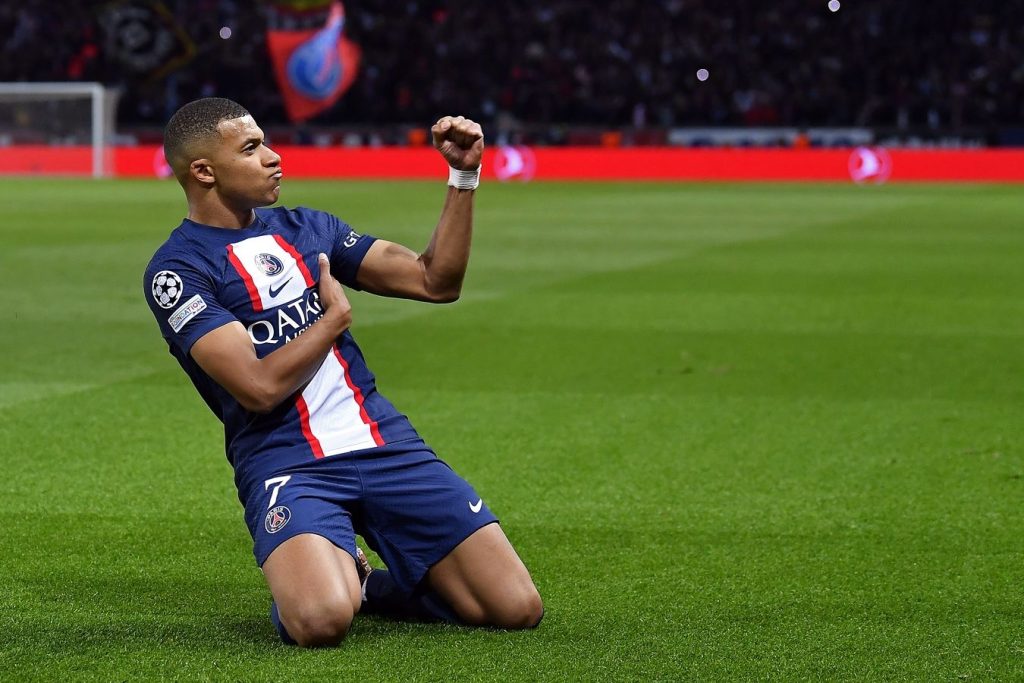 Mbappe PSJ-nin tarixinə düşdü