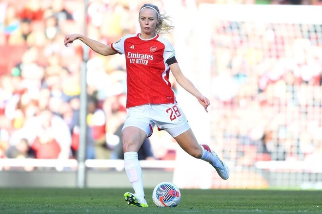“Arsenal”ın ulduzu ilk övladına hamilədir, futboldan ayrılır - FOTO