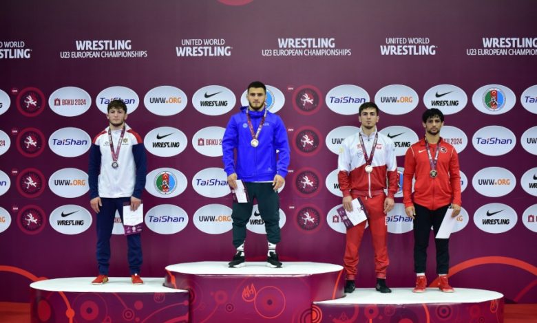 AÇ-də medal qazanan güləşçilər təəssüratlarını bölüşdülər