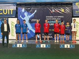Azərbaycanın yeniyetmə badmintonçuları beynəlxalq turnirdə bürünc medal qazanıblar