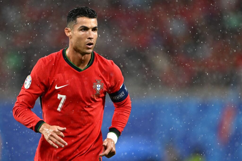 Görün Ronaldo neçə yığmaya qol vurub