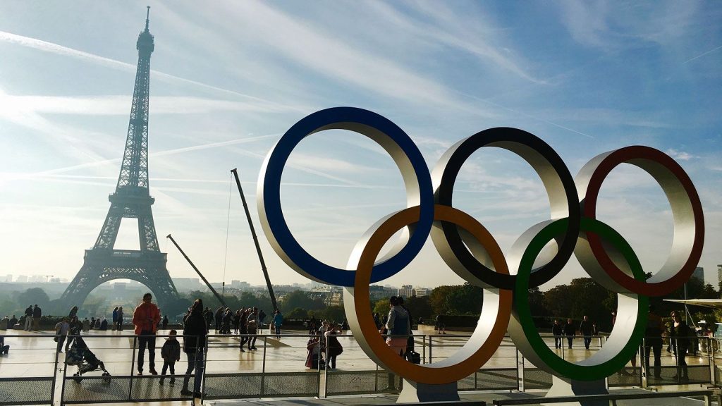 Paris-2024-də maraqlı anlar: Həmyerlisinə evlilik təklif etdi - VİDEO