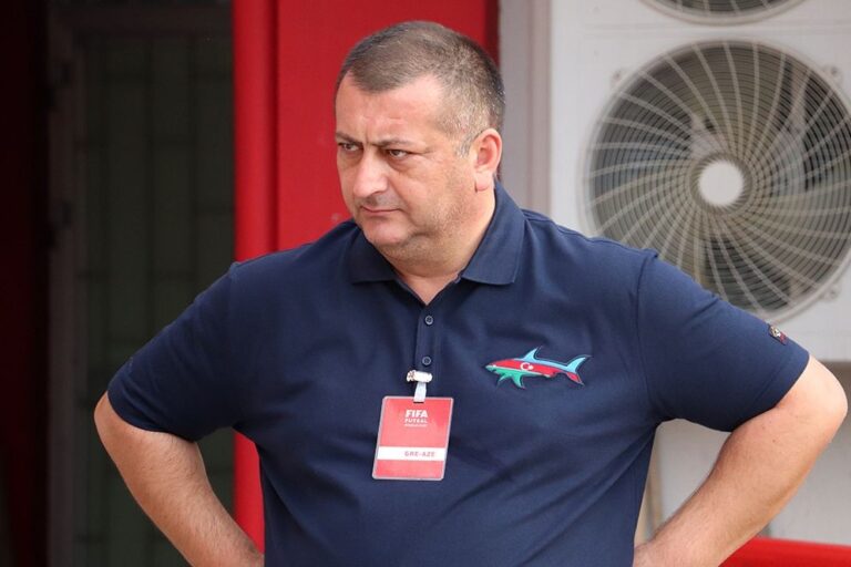 Zaur Axundov federasiya rəhbəri seçildi