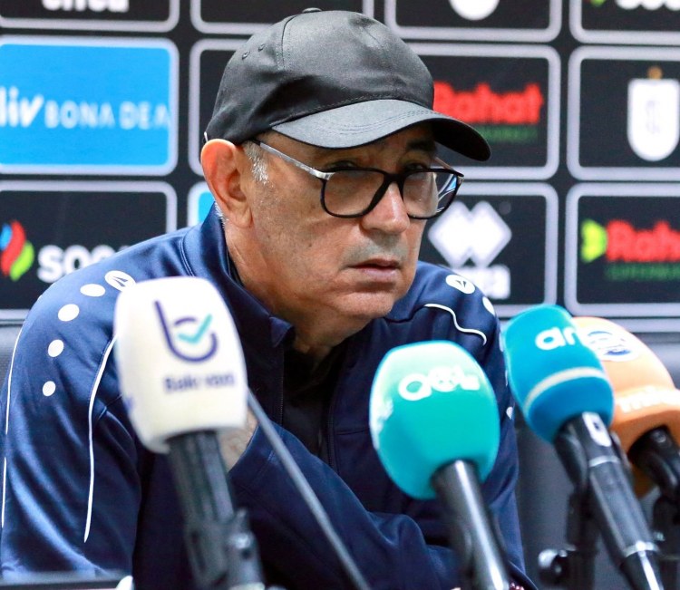 Kurban Berdıyev: "Futbolçular üstünlüyü əldən verməkdən qorxdular"