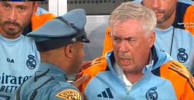 Ançelotti məəttəl qaldı, polisə yaxınlaşdı – FOTO 2 Ançelotti məəttəl qaldı, polisə yaxınlaşdı – FOTO