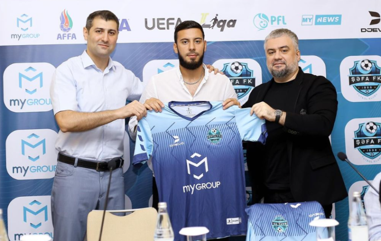 Azərbaycan çempionatında 7 qol vuran futbolçu klubunu dəyişdi