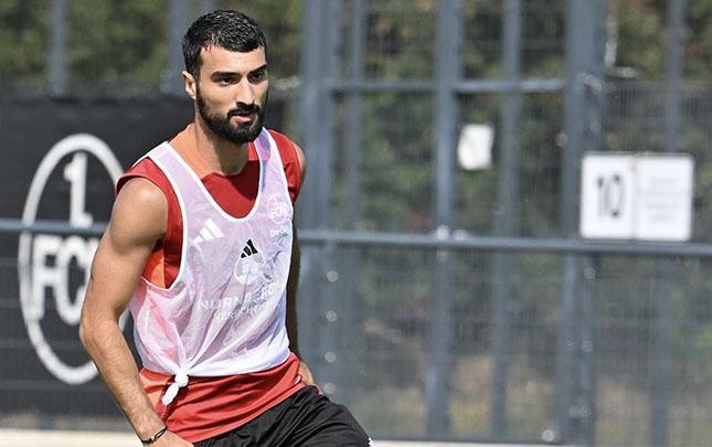 Mahir Emreli komanda yoldaşları ilə mübahisə etdi