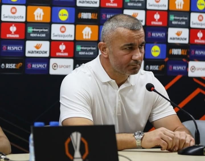 Qurban Qurbanov: "Belə epizodlarda qırmızı vərəqə verirlərsə, futbol oynamayaq"