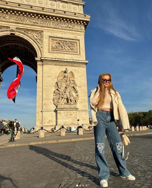 "Liverpul"un ulduzu heyranedici gözələ evlilik təklif etdi: Bu cavabı aldı – FOTO 8 "Liverpul"un ulduzu heyranedici gözələ evlilik təklif etdi: Bu cavabı aldı – FOTO