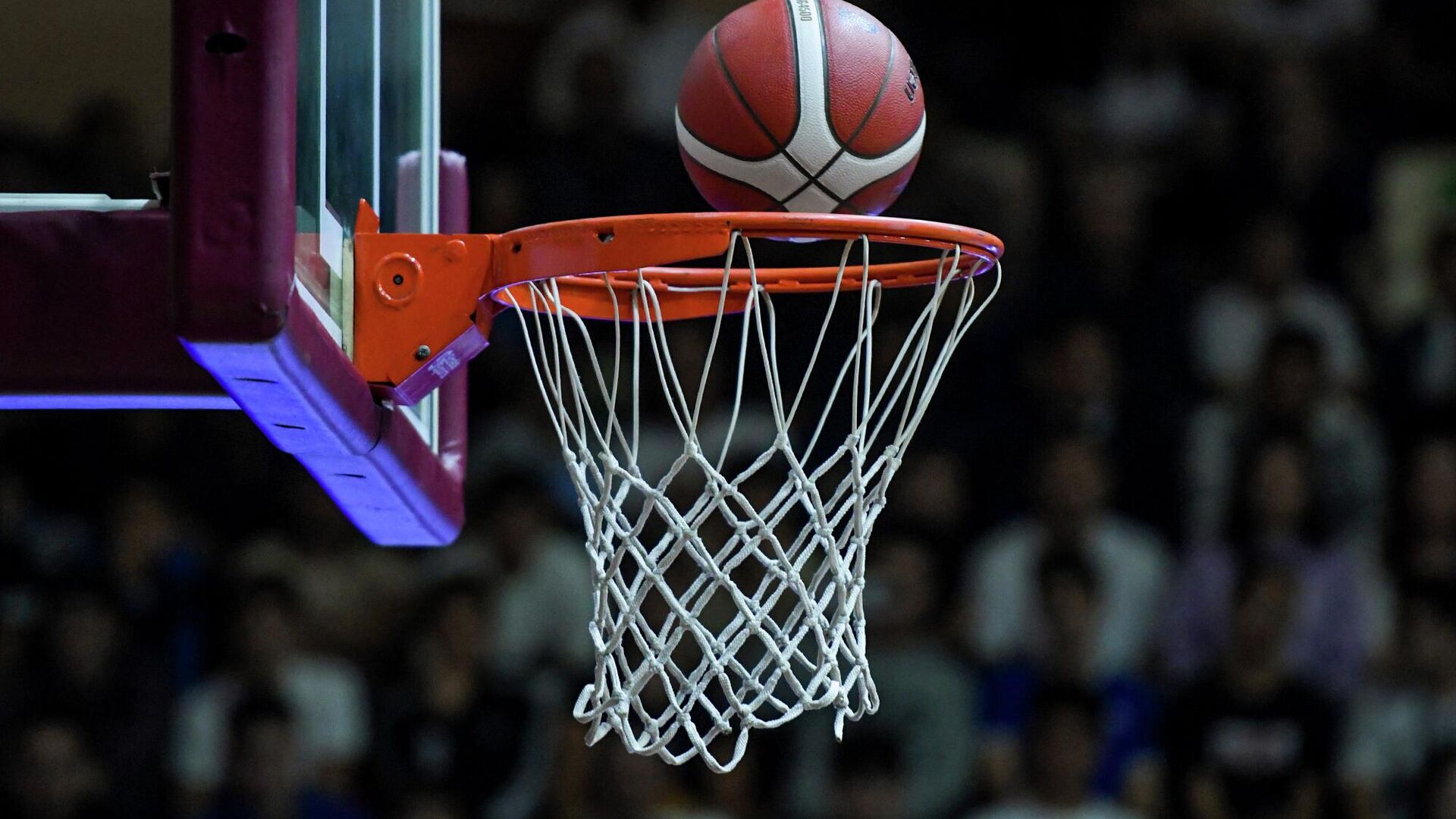 "Fənər" evdə, "Anadolu Efes" səfərdə qazandı - VİDEO