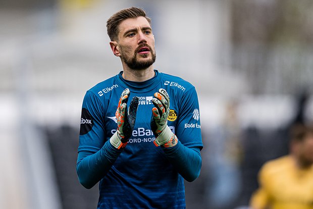 “Qarabağ”ın rəqibinin futbolçusu vətəndaşlığını dəyişmək istəyir