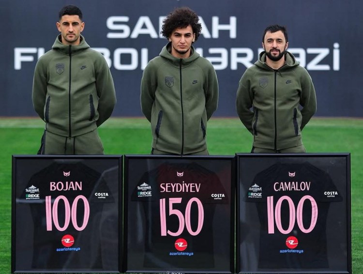 "Sabah"ın 3 futbolçusuna xatirə forması verildi