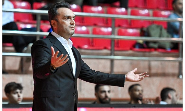 “Neftçi” baş məşqçisi ilə vidalaşdı
