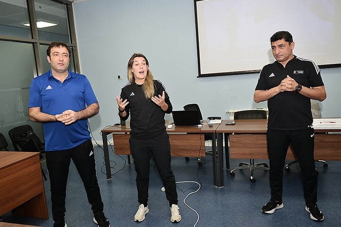 Fitnes məşqçiləri üçün UEFA B kursu başlayıb