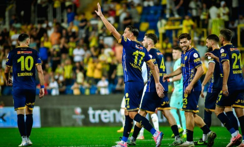 FİFA Türkiyə klubunu Renat Dadaşova görə cəzalandırıb?