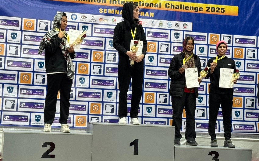 Azərbaycan badmintonçusu İranda gümüş medal qazandı